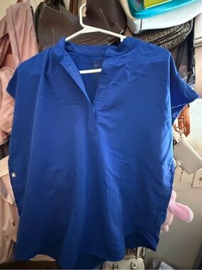FIGS oversized Rafaela women scrub Top Medium